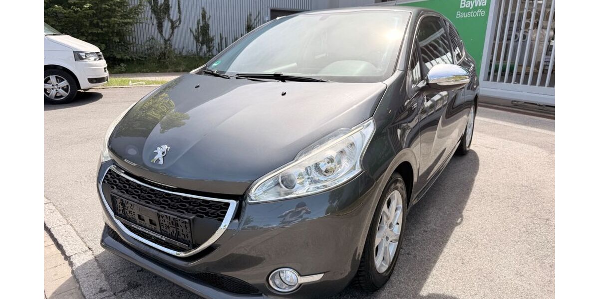 Peugeot 208 124.000 km 3.990 &euro; Fürth 90763