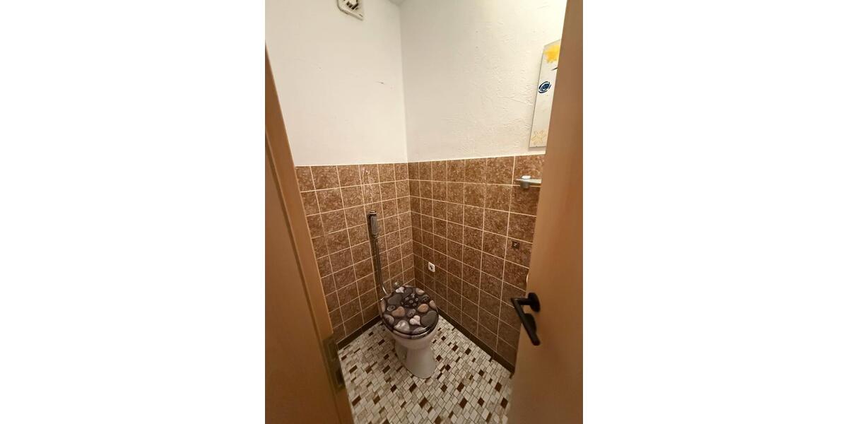 Etagenwohnung Forchheim - 4 Zimmer, 250.000&euro; | Angebot:23082525