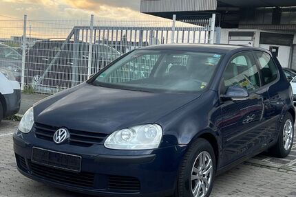 VW Golf 221.333 km 850 &euro; Nürnberg 90439