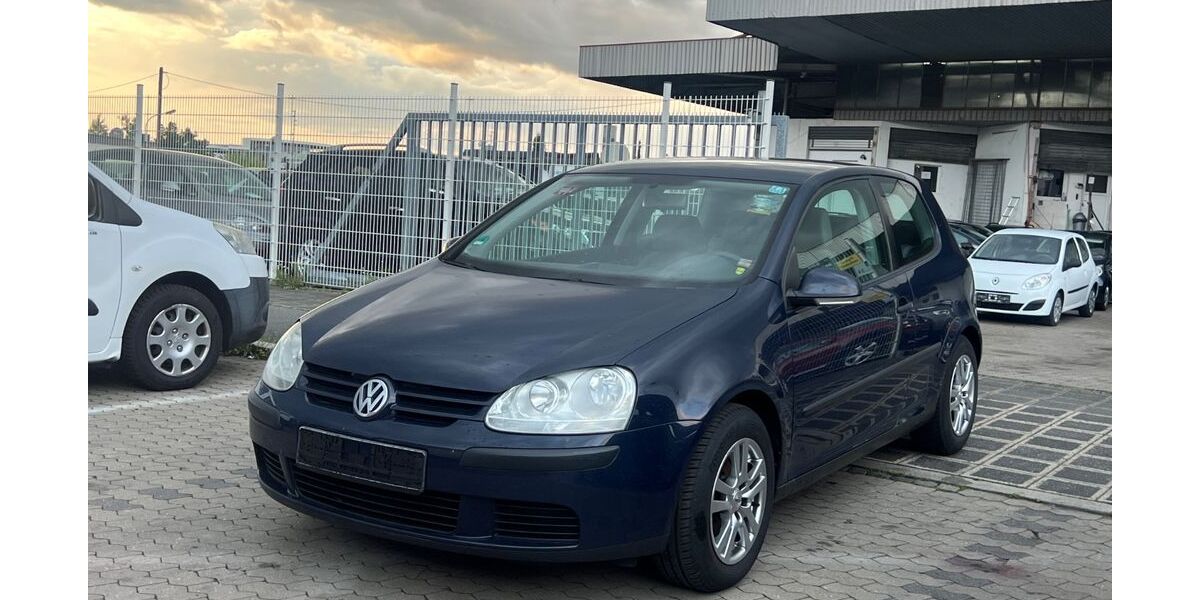 VW Golf 221.333 km 850 &euro; Nürnberg 90439