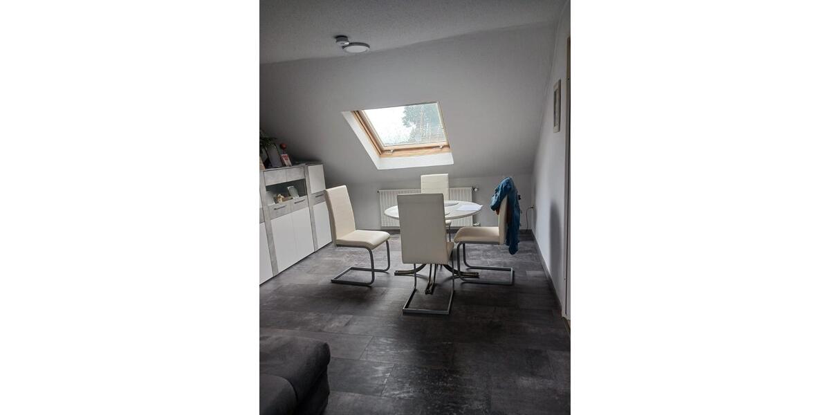 Dachgeschoßwohnung Roth - 2 Zimmer, 60 m&sup2;, 600&euro; | Angebot:26626293