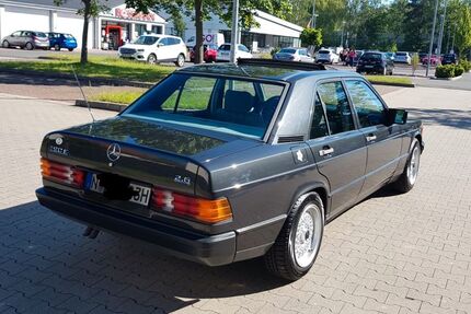 Mercedes-Benz 190 101.400 km 12.000 &euro; Nürnberg 90475
