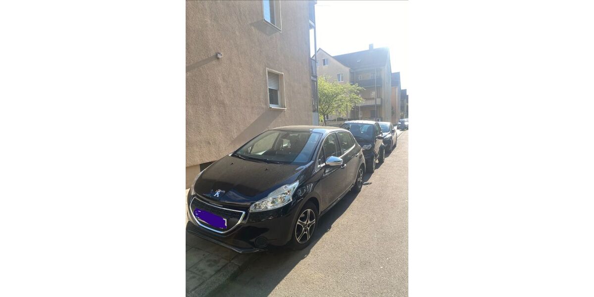 Peugeot 208 113.770 km 4.000 &euro; Nürnberg 90408