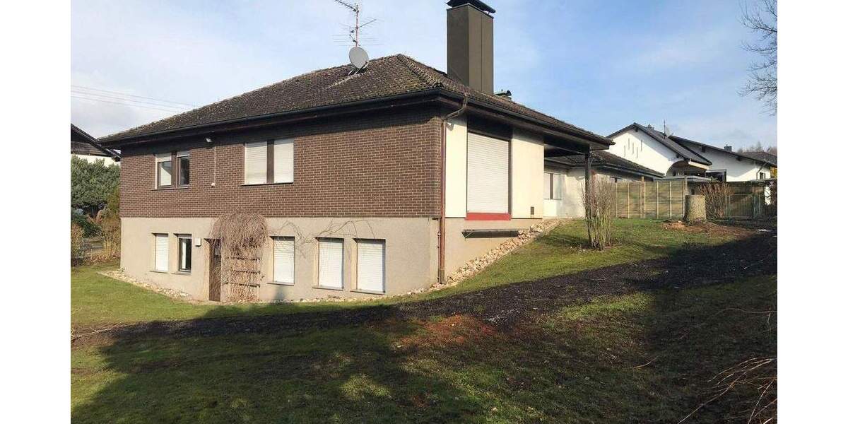 Doppelhaushälfte Schnaittach - 8 Zimmer, 270 m&sup2;, 615.000&euro; | Angebot:25737281