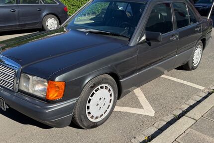 Mercedes-Benz 190 257.800 km 6.900 &euro; Nürnberg 90459