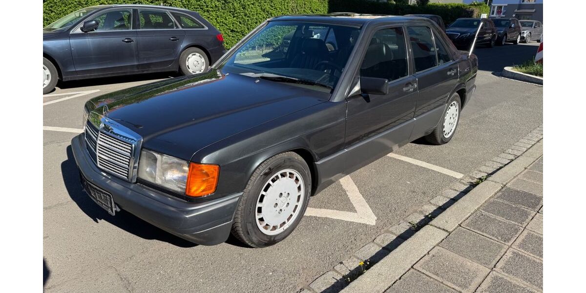 Mercedes-Benz 190 257.800 km 6.900 &euro; Nürnberg 90459
