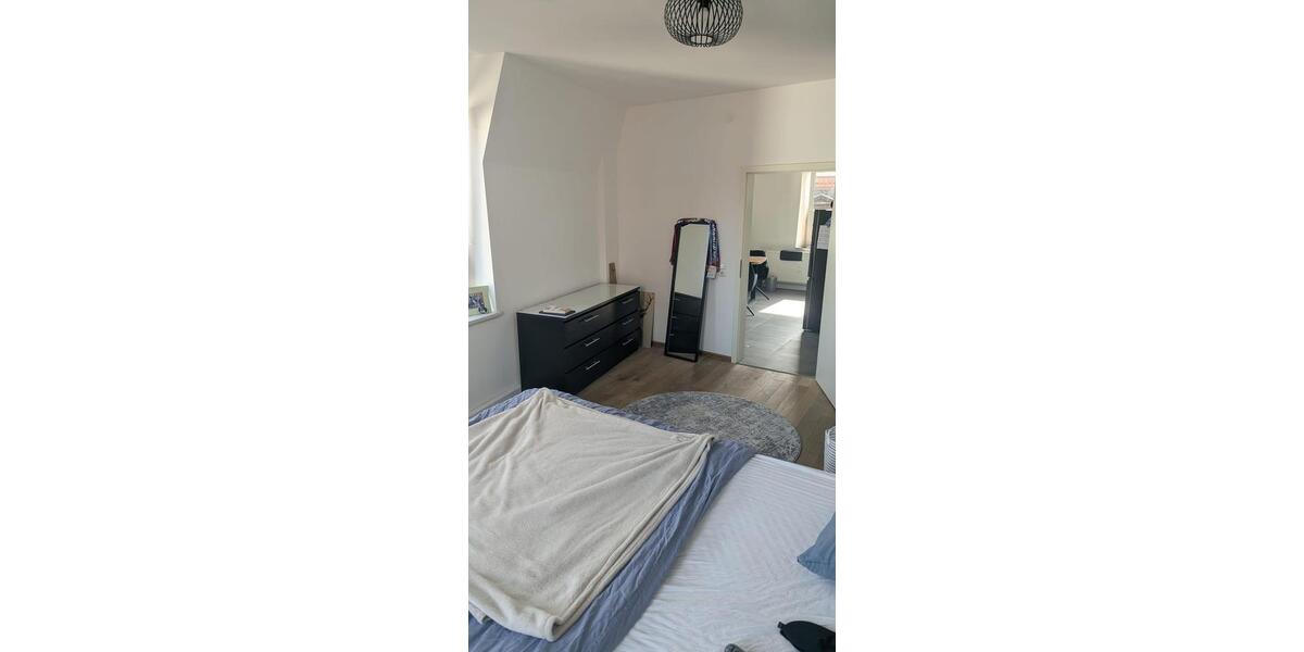 Etagenwohnung Nürnberg Gleißhammer - 2 Zimmer, 65 m&sup2;, 750&euro; | Angebot:26561177