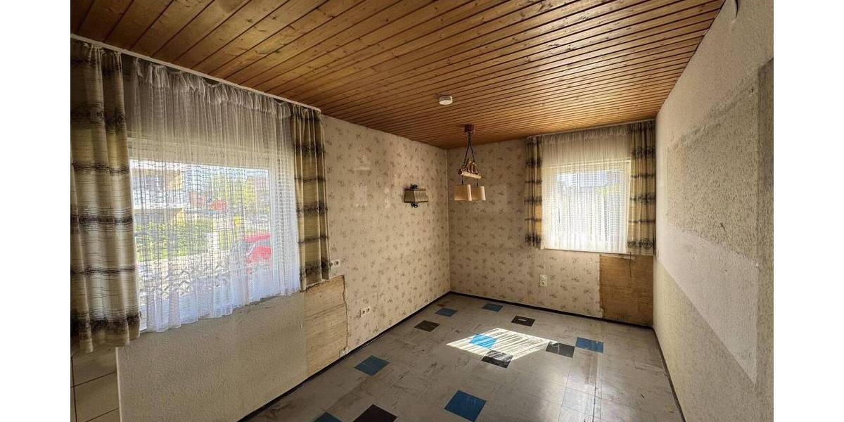 Mehrfamilienhaus, Wohnhaus Fürth Burgfarrnbach - 5 Zimmer, 120 m&sup2;, 445.000&euro; | Angebot:26805301