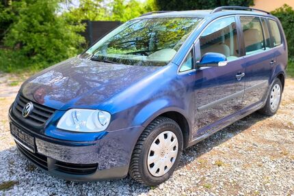 VW Touran 198.000 km 2.399 &euro; Schwabach 91126