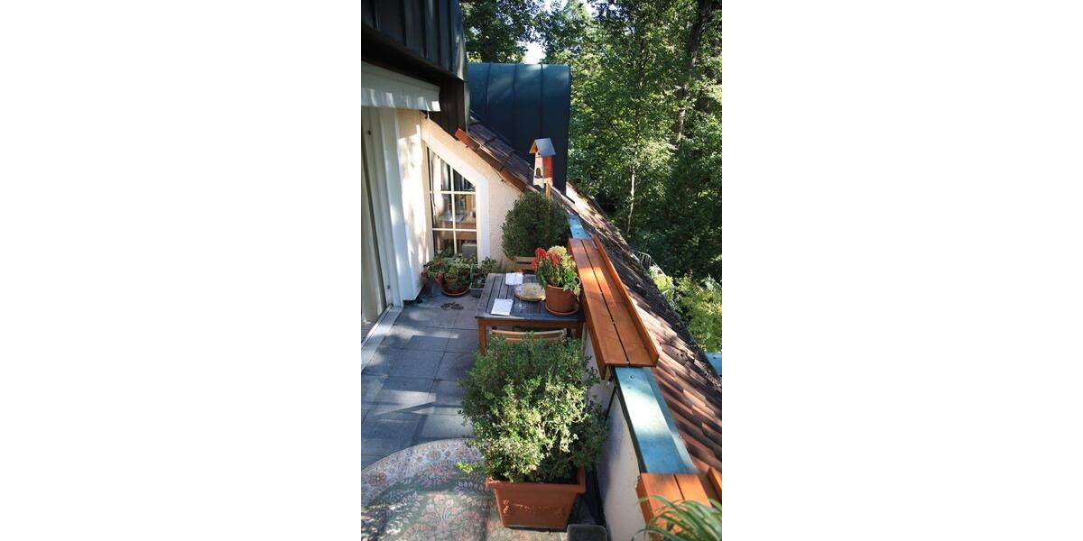 Dachgeschoßwohnung Buckenhof - 3 Zimmer, 113 m&sup2;, 1.950&euro; | Angebot:26263173