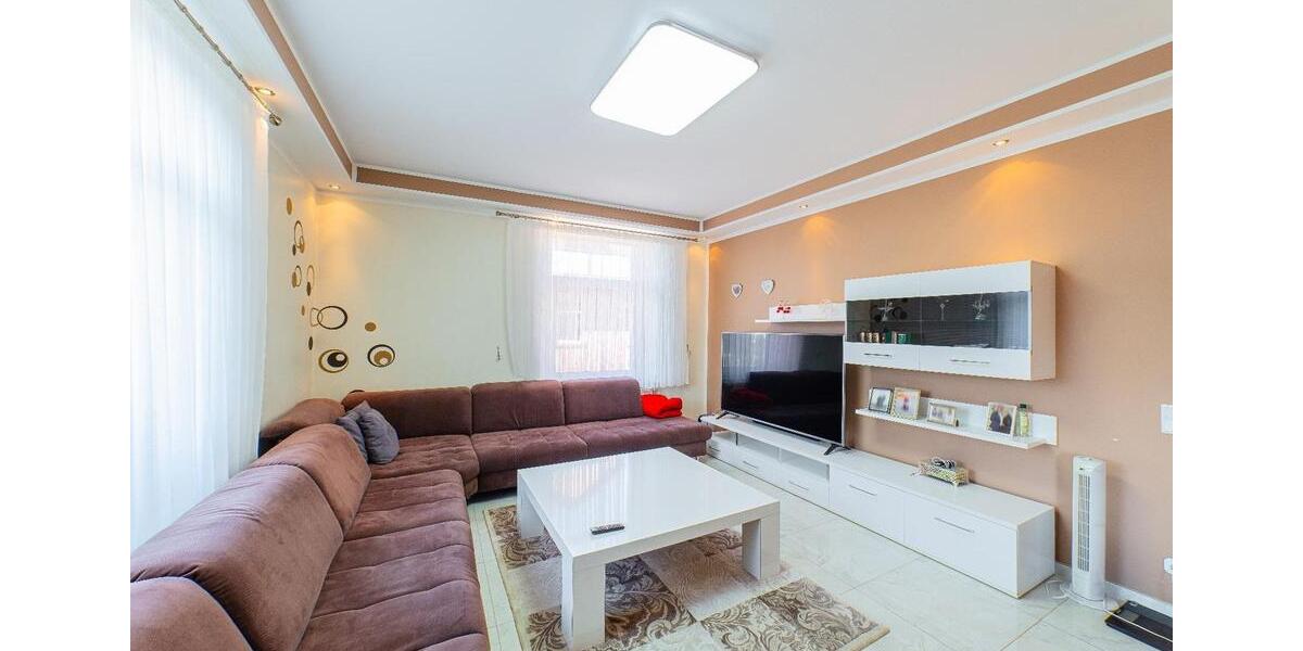 Etagenwohnung Nürnberg Falkenheim - 5 Zimmer, 140 m&sup2;, 1.650&euro; | Angebot:25755043