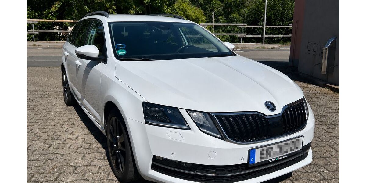 Skoda Octavia 84.000 km 17.500 &euro; Erlangen 91056