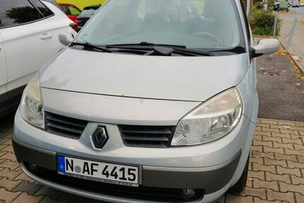Renault Scenic 67.300 km 2.000 &euro; Nürnberg 90439