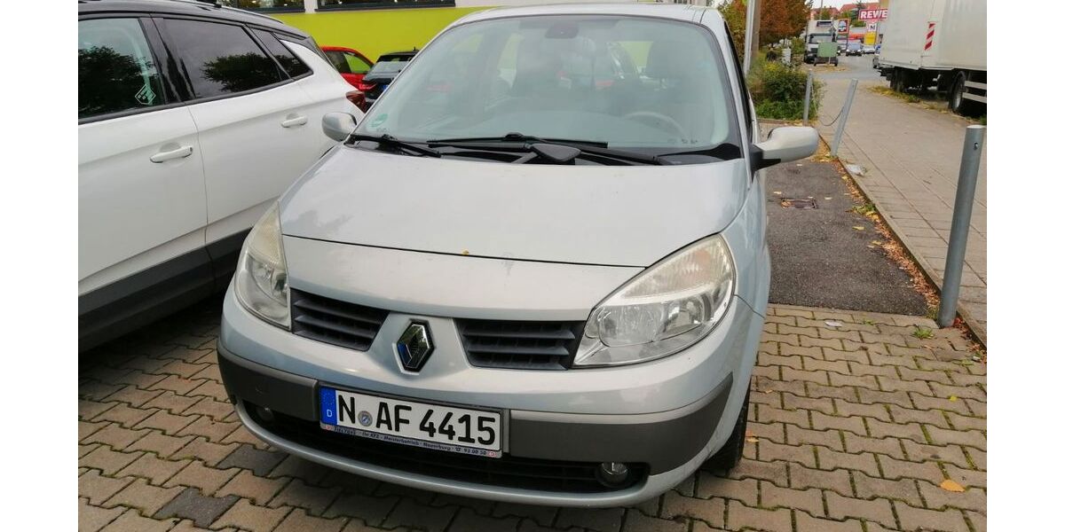 Renault Scenic 67.300 km 2.000 &euro; Nürnberg 90439