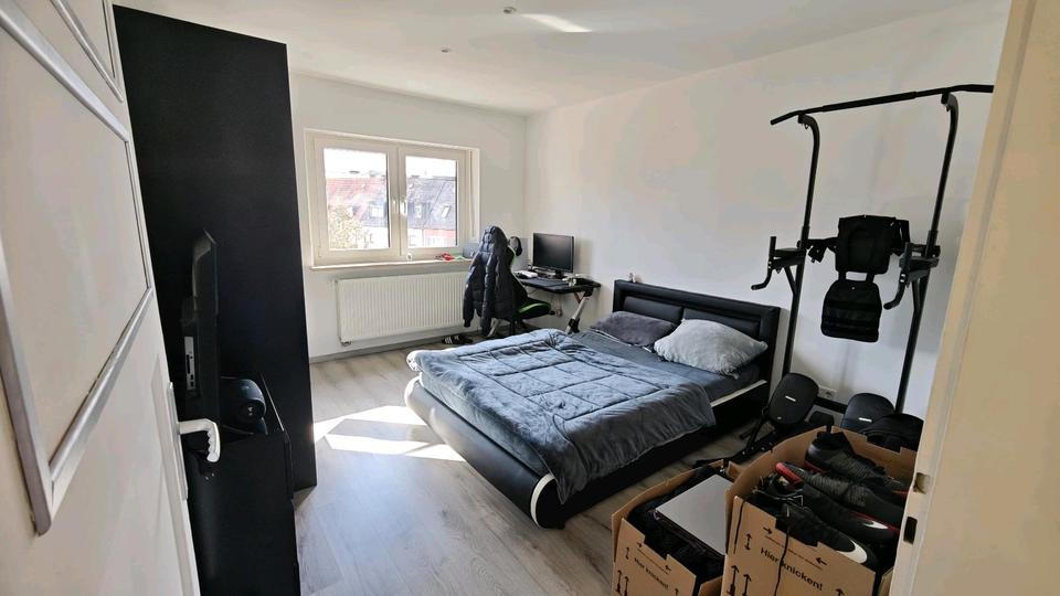 Etagenwohnung Nürnberg Zerzabelshof - 4 Zimmer, 80 m&sup2;, 1.350&euro; | Angebot:25852638