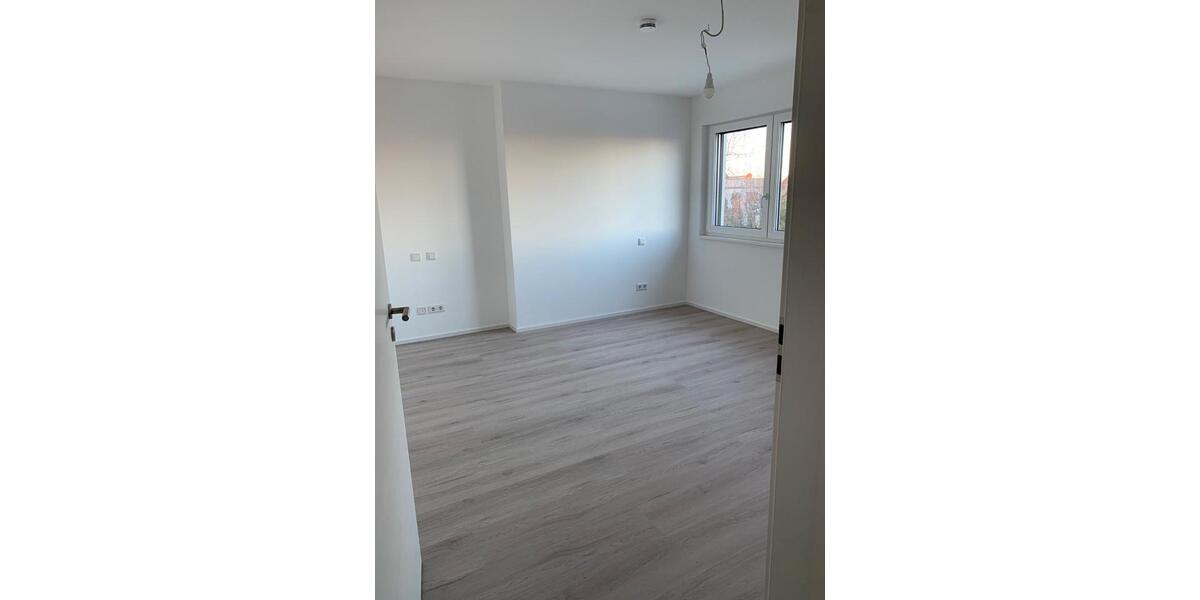 Etagenwohnung Neustadt an der Aisch - 3 Zimmer, 75 m&sup2;, 860&euro; | Angebot:26604791