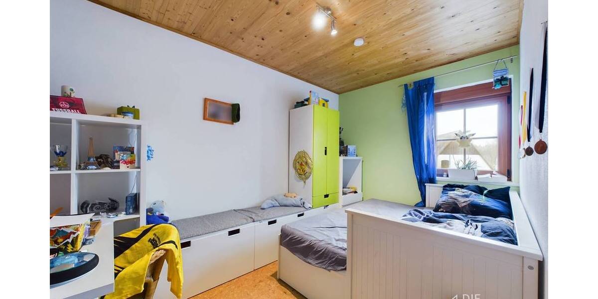 Mehrfamilienhaus, Wohnhaus Lauf an der Pegnitz Bullach - 9 Zimmer, 110 m&sup2;, 700.000&euro; | Angebot:25672588