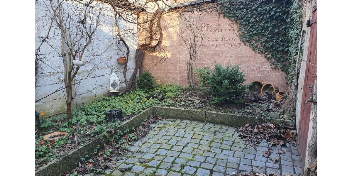 Mehrfamilienhaus, Wohnhaus Fürth Atzenhof - 16 Zimmer, 380 m&sup2;, 675.000&euro; | Angebot:26540459