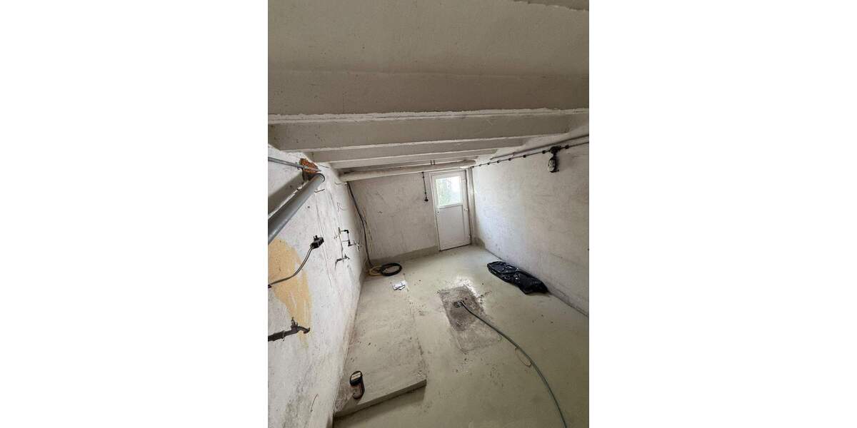 Reihenmittelhaus Nürnberg Thon - 9 Zimmer, 110 m&sup2;, 470.000&euro; | Angebot:25877148