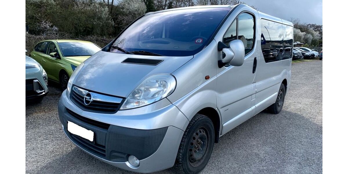 Opel Vivaro 190.000 km 7.990 &euro; Nürnberg, Mittelfranken 90431