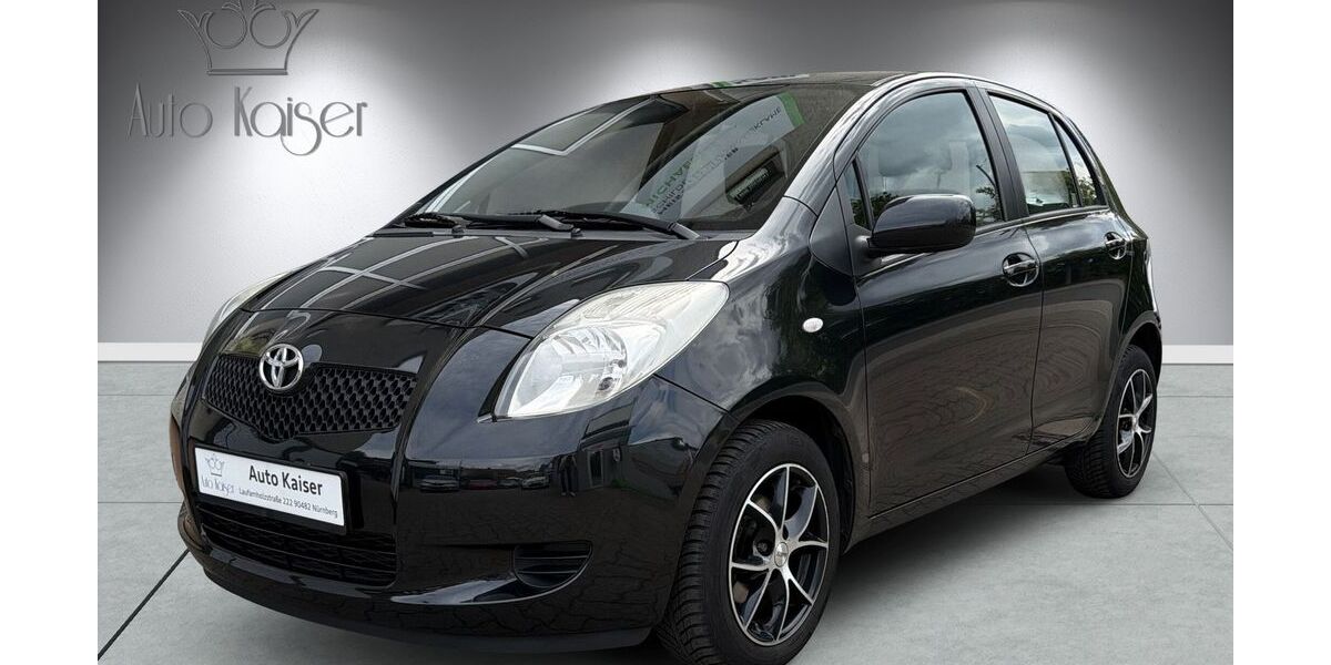 Toyota Yaris 43.689 km 4.999 &euro; Nürnberg 90482