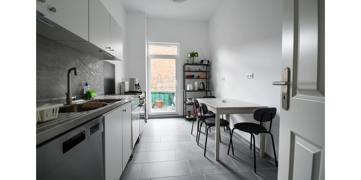 Etagenwohnung Fürth Südstadt - 6 Zimmer, 143 m&sup2;, 2.500&euro; | Angebot:26137228