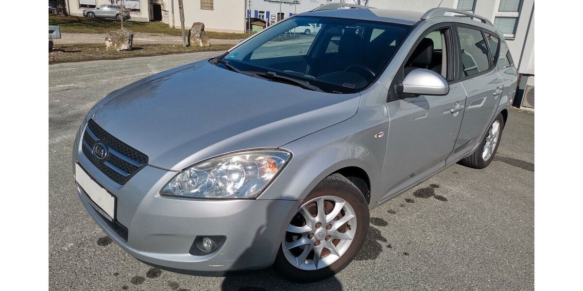 Kia ceed Sportswagon 214.000 km 2.399 &euro; Fürth 90762