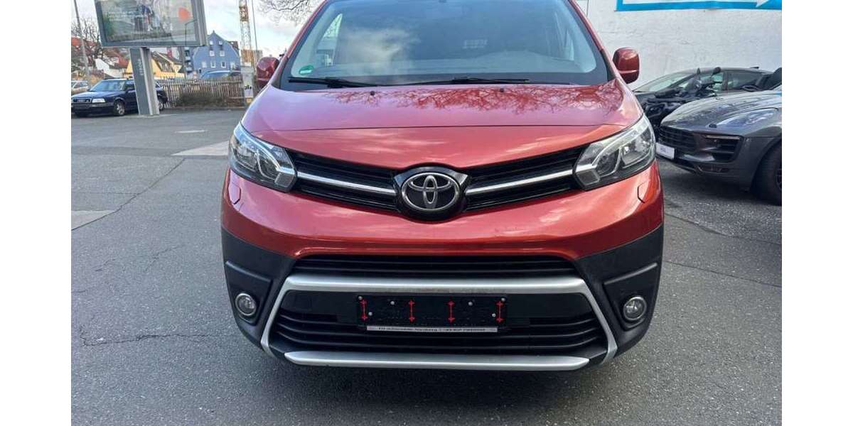 Toyota Proace 81.000 km 14.400 &euro; Nürnberg 90451