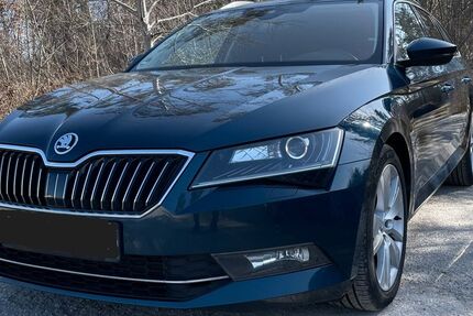 Skoda Superb 187.000 km 15.300 &euro; Nürnberg 90469