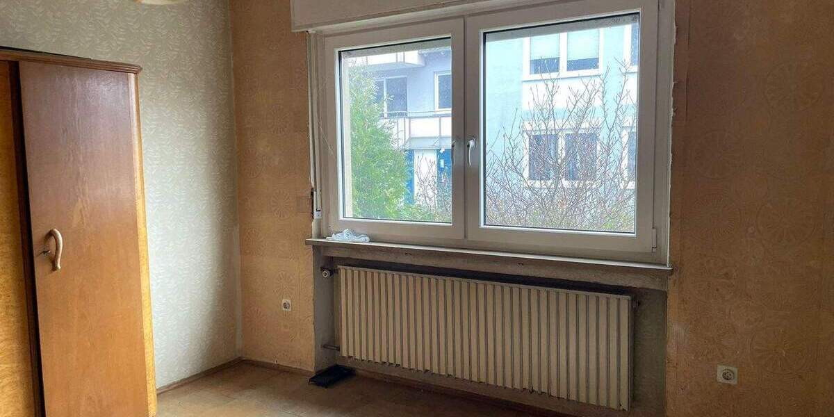Mehrfamilienhaus, Wohnhaus Neustadt an der Aisch Neustadt - 9 Zimmer, 218 m&sup2;, 750.000&euro; | Angebot:25660943