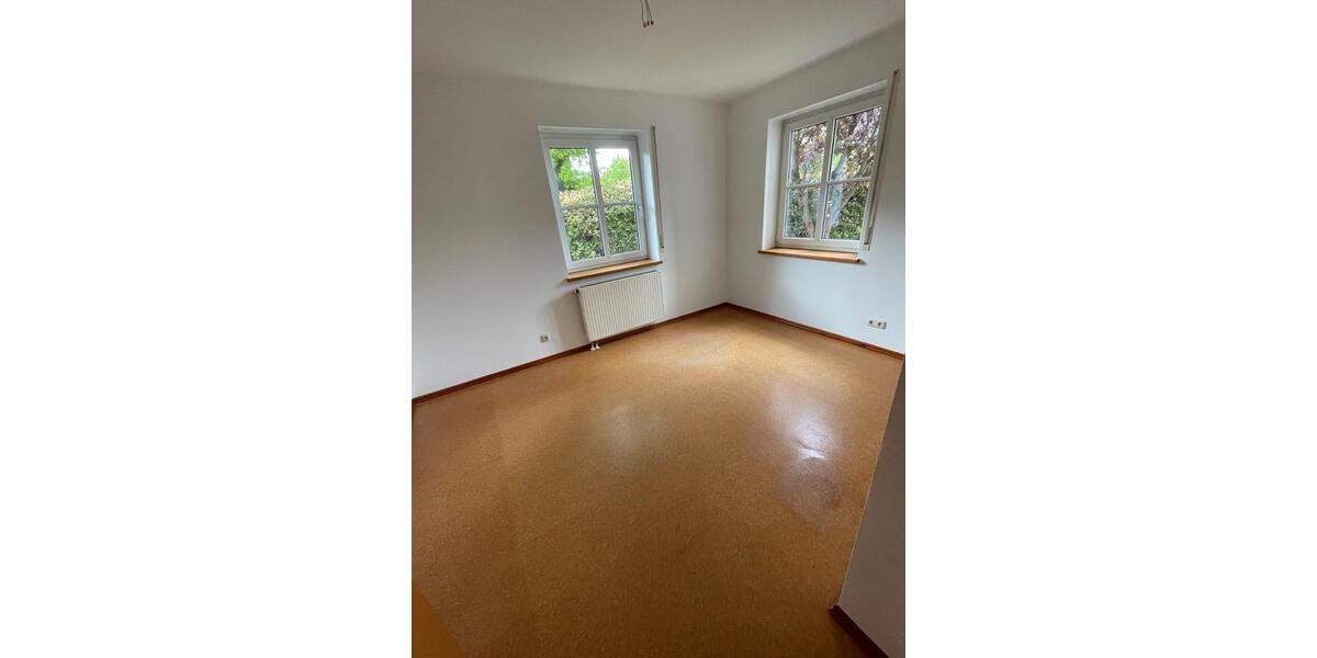 Erdgeschoßwohnung Schwabach - 4 Zimmer, 119 m&sup2;, 1.300&euro; | Angebot:26626301