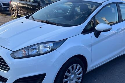 Ford Fiesta 158.158 km 5.200 &euro; Nürnberg 90431