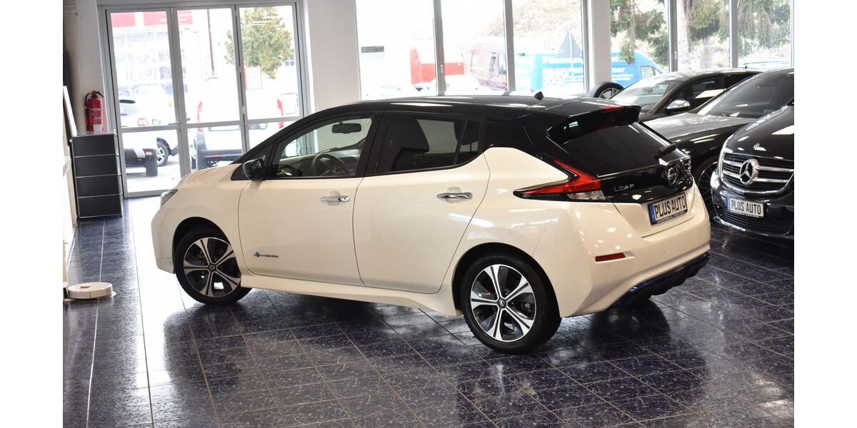 Nissan Leaf 54.786 km 13.270 &euro; Nürnberg 90431