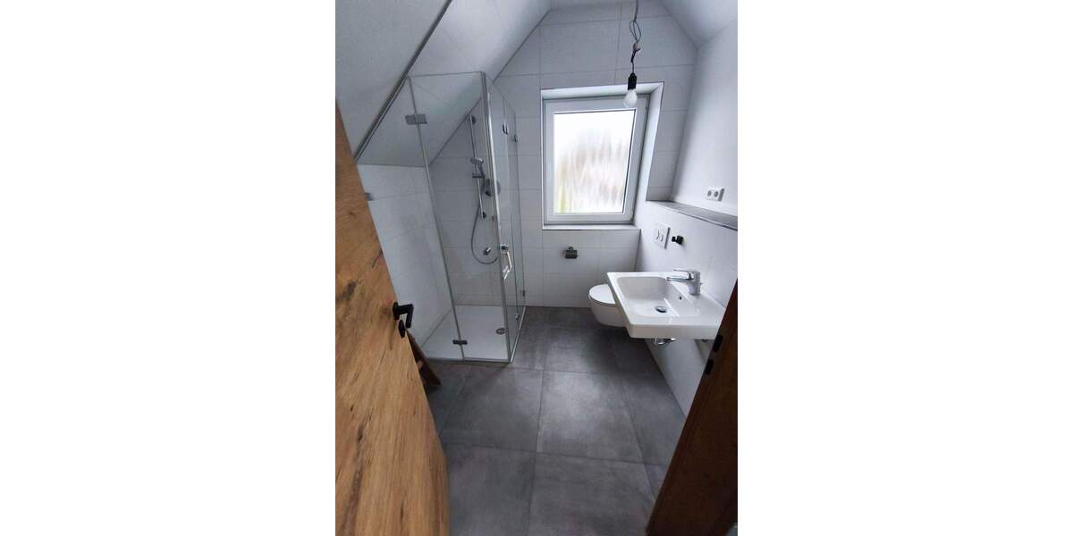 Einfamilienhaus Igensdorf Pettensiedel - 1 Zimmer, 240 m&sup2;, 2.200&euro; | Angebot:25770176