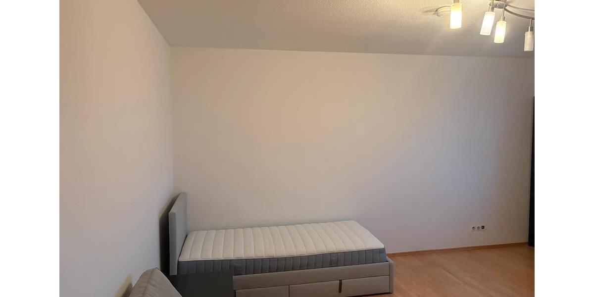 Etagenwohnung Erlangen Alterlangen - 1.5 Zimmer, 32 m&sup2;, 650&euro; | Angebot:24770152
