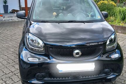 Smart ForTwo 61.000 km 8.800 &euro; Neustadt Aisch 91413