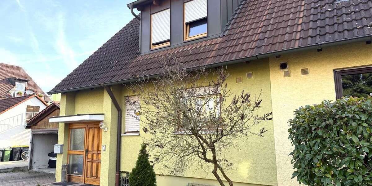 Einfamilienhaus Forchheim - 4.5 Zimmer, 130 m&sup2;, 399.000&euro; | Angebot:23670996