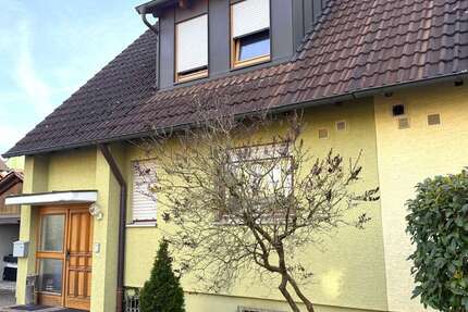 Haus Forchheim - 4.5 Zimmer, 130 m&sup2;, 399.000&euro; | Angebot:23670996