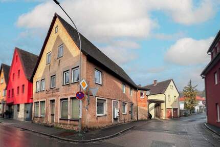 Haus Wilhermsdorf - 6 Zimmer, 220 m&sup2;, 235.000&euro; | Angebot:25846151