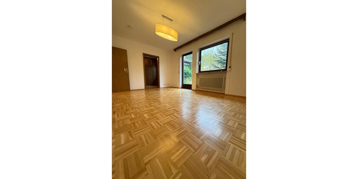 Bungalow Feucht - 3 Zimmer, 140 m&sup2;, 750.000&euro; | Angebot:24753207