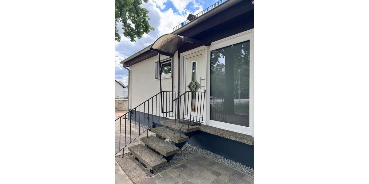 Einfamilienhaus Schwabach - 6 Zimmer, 130 m&sup2;, 1.750&euro; | Angebot:27614212