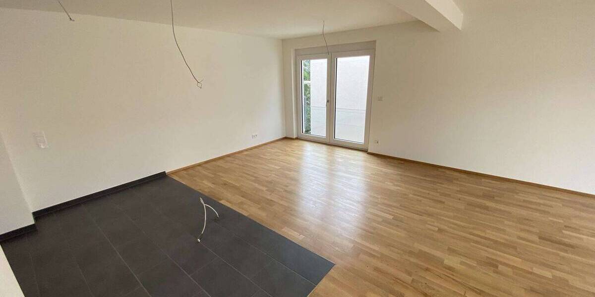 Etagenwohnung Forchheim - 3 Zimmer, 98 m&sup2;, 1.150&euro; | Angebot:26450967
