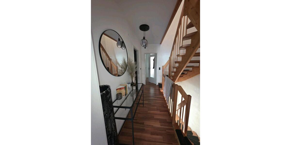 Reihenhaus Roßtal - 5 Zimmer, 125 m&sup2;, 495.000&euro; | Angebot:25057584