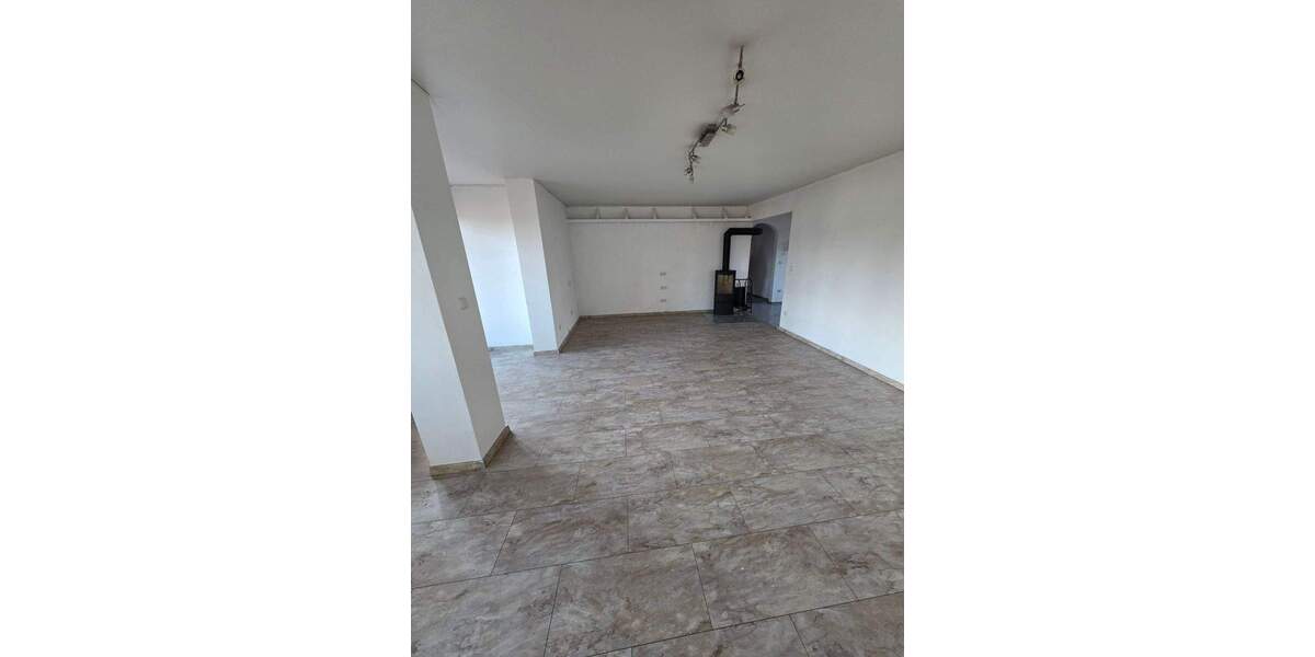 Etagenwohnung Feucht - 3 Zimmer, 100 m&sup2;, 349.000&euro; | Angebot:25984634