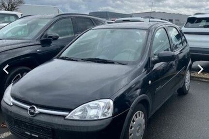 Opel Corsa 124.000 km 2.480 &euro; Schwabach 91126