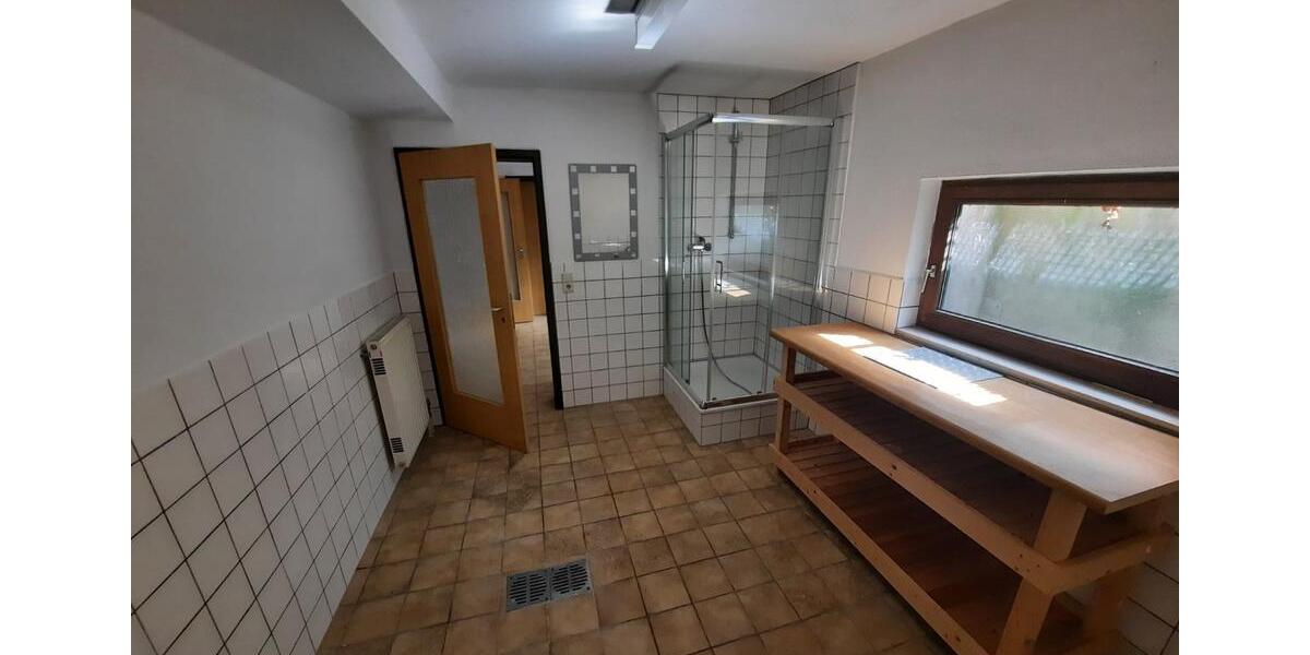 Einfamilienhaus Feucht - 6.5 Zimmer, 147 m&sup2;, 1.850&euro; | Angebot:24832208