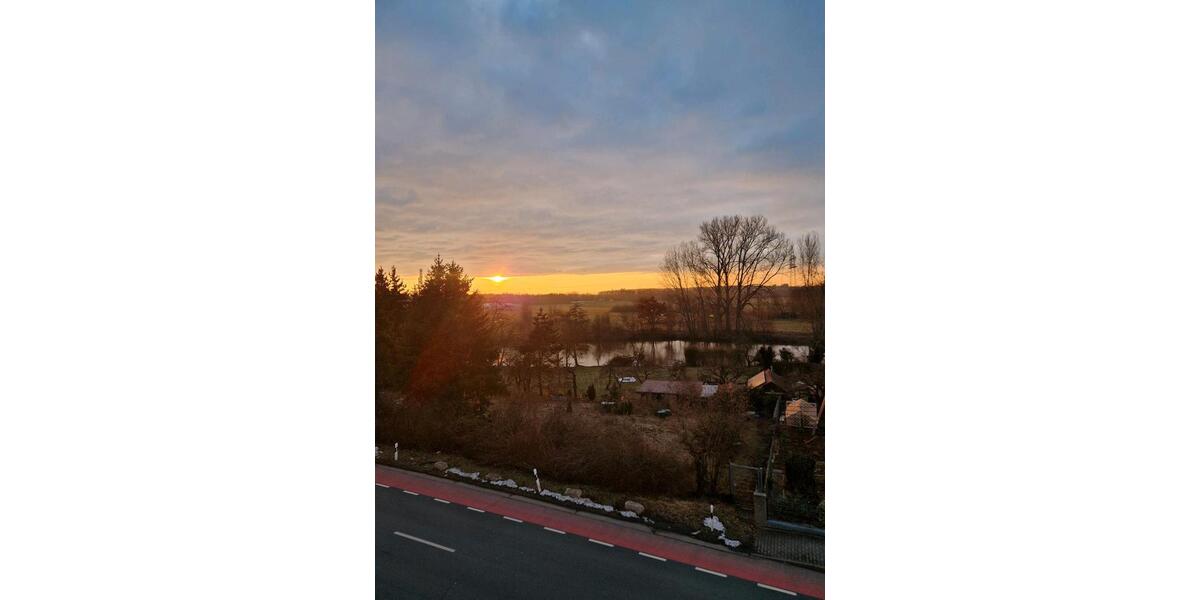 Dachgeschoßwohnung Erlangen Bruck - 3.5 Zimmer, 120 m&sup2;, 1.450&euro; | Angebot:25107077