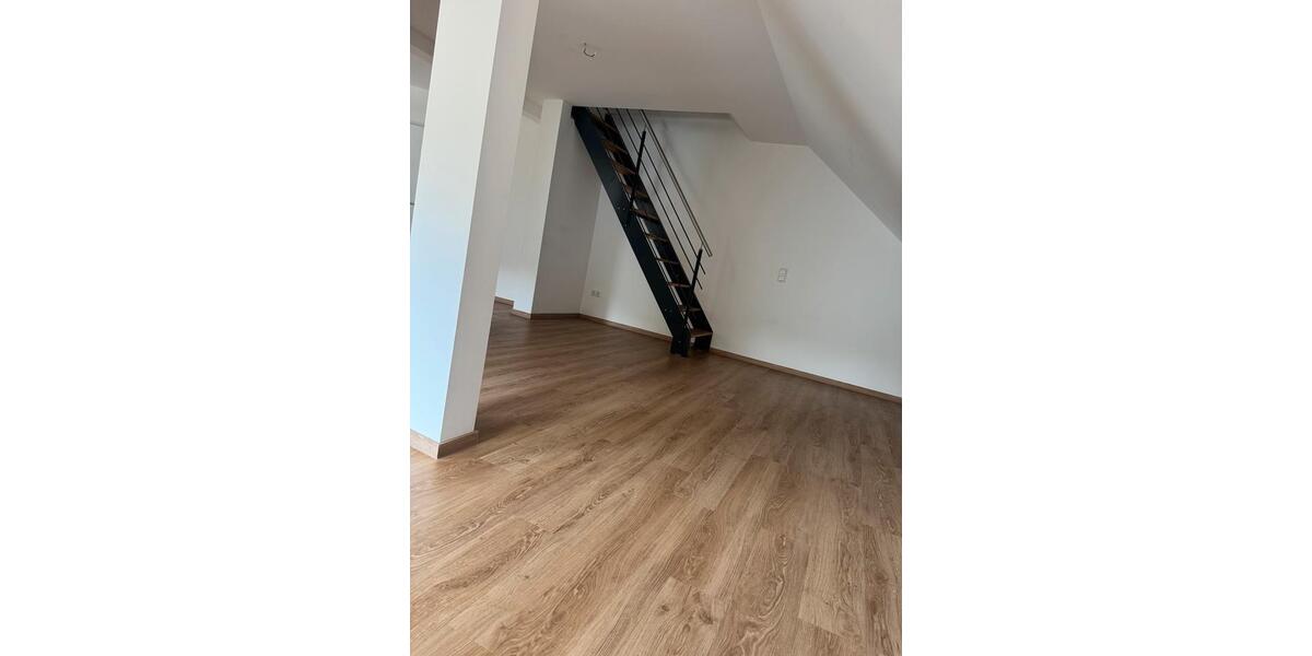 Etagenwohnung Forchheim - 2 Zimmer, 80 m&sup2;, 850&euro; | Angebot:26639707