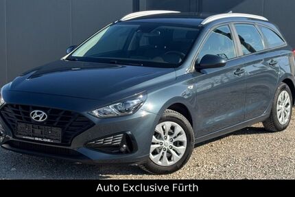 Hyundai i30 61.310 km 11.990 &euro; Fürth 90768