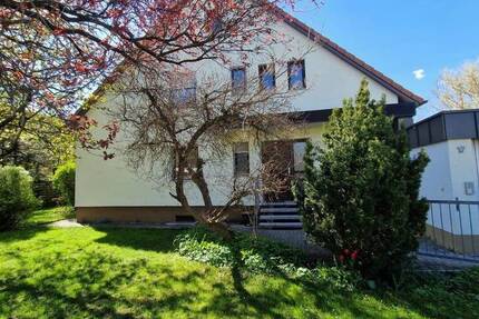 Haus Pyrbaum - 7 Zimmer, 215 m&sup2;, 425.000&euro; | Angebot:26391967